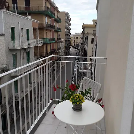 Casa Westerhout Lägenhet Mola di Bari